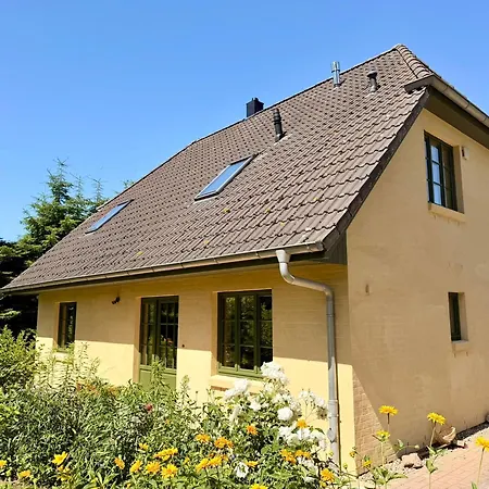 Hochwertige Design Im Gruenen - Teos Im Wiedergut Nyaraló Sternberg