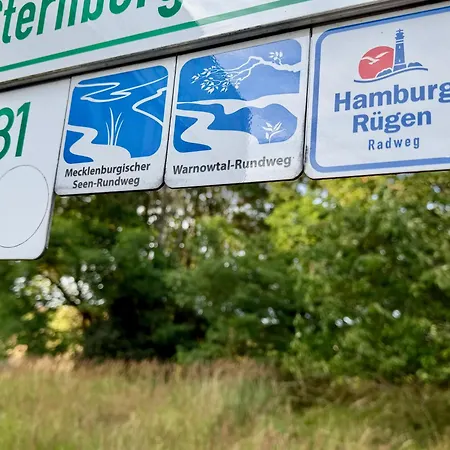 Hochwertige Design Im Gruenen - Teos Im Wiedergut Sternberg